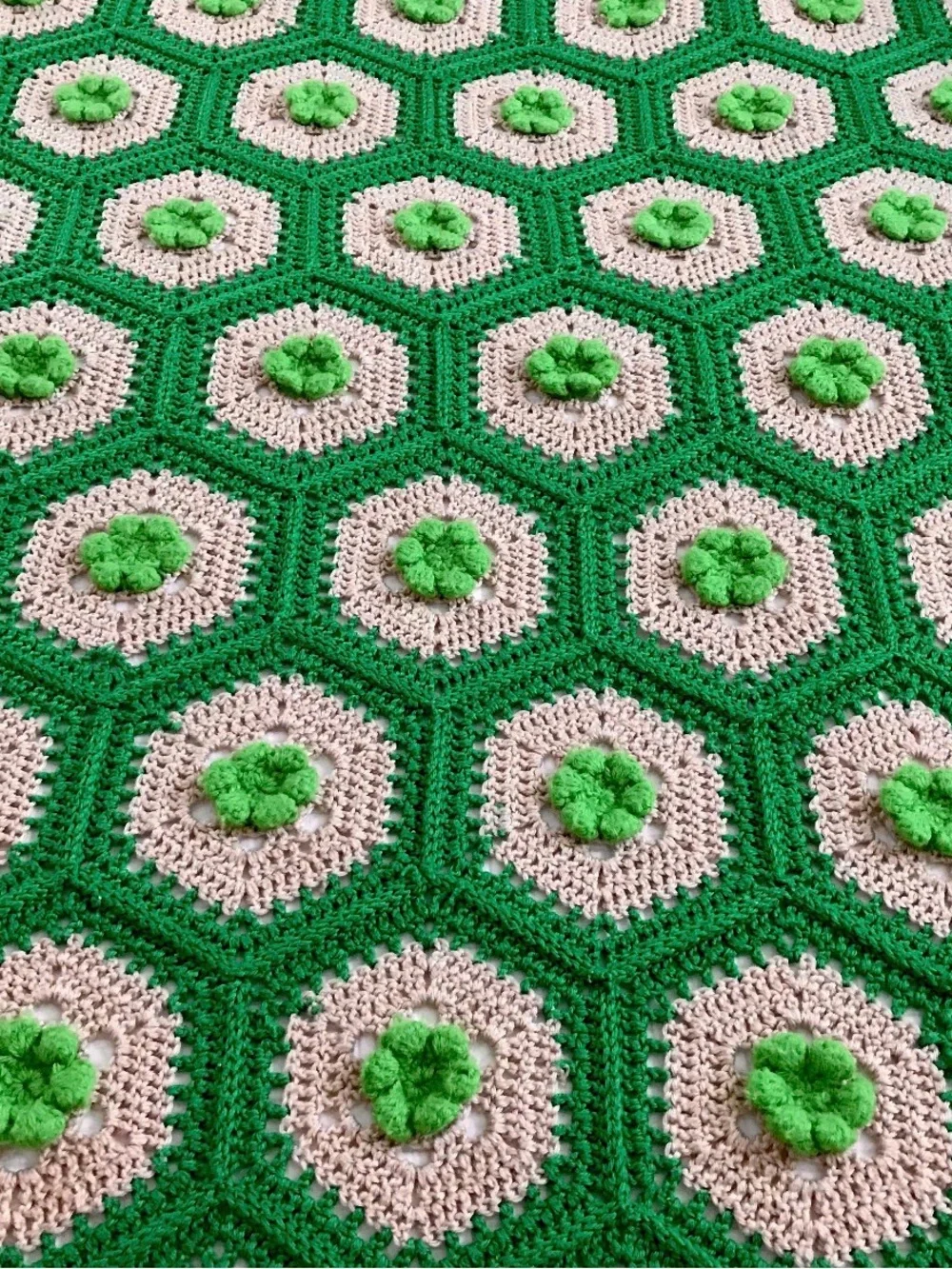 Vintage 3D Flower Handmade Crochet Granny Squares Hexagon Afghan Blanket Throw